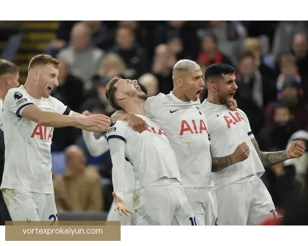 霍伊别尔在热刺表现逐渐回暖，近期状态令人值得关注。